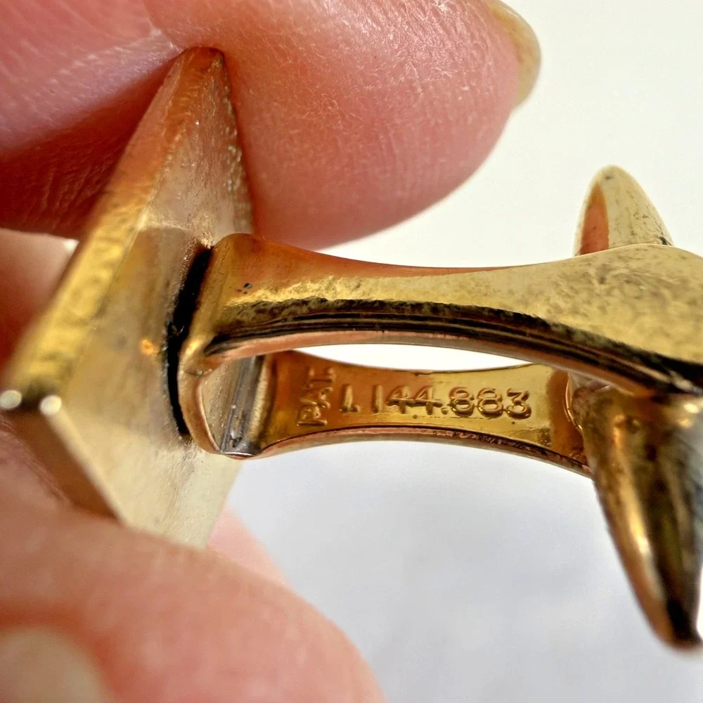 Vintage Mid Century Welsh Dragon Flag Cufflinks By Stratton Of England Gold Tone